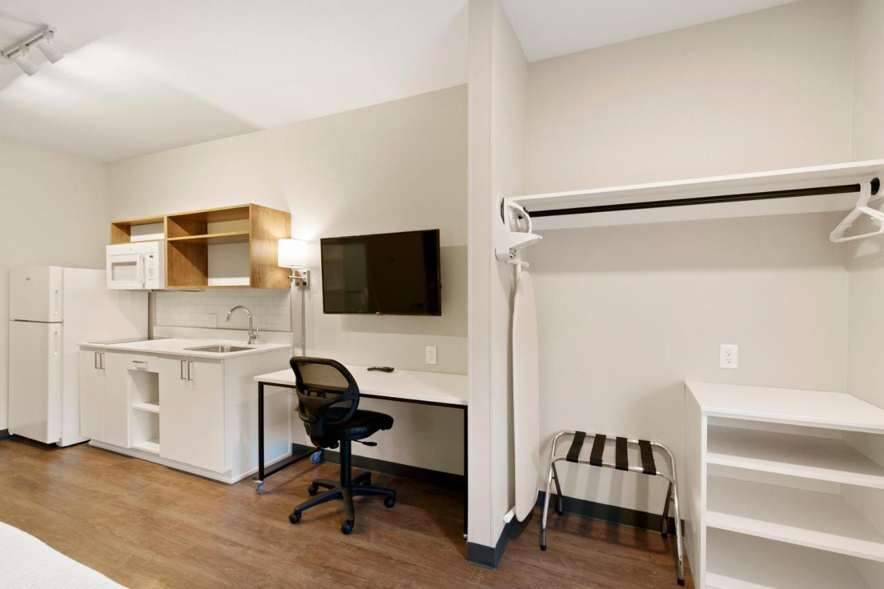 Extended Stay America Premier Suites - Tampa - Fairgrounds - Casino Mango Exterior photo