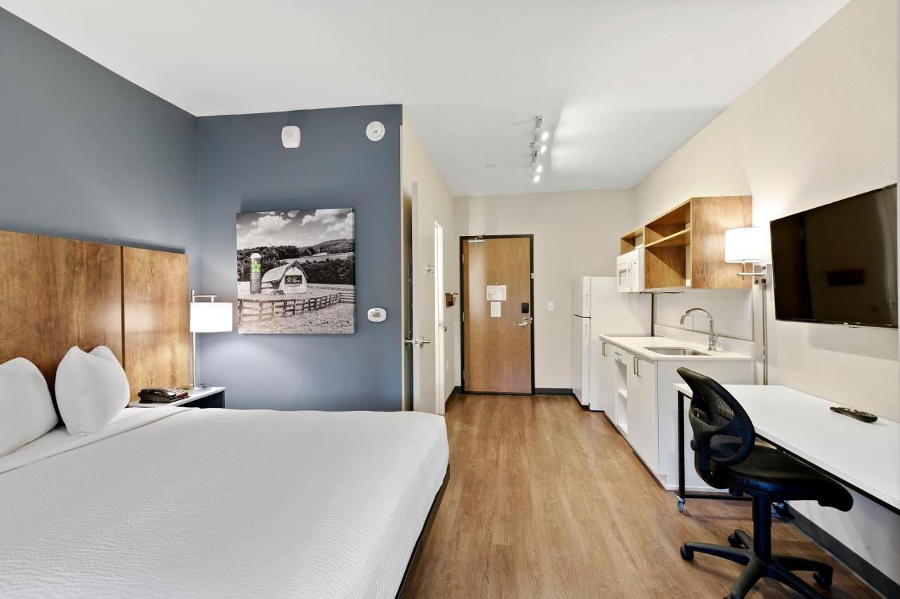Extended Stay America Premier Suites - Tampa - Fairgrounds - Casino Mango Exterior photo