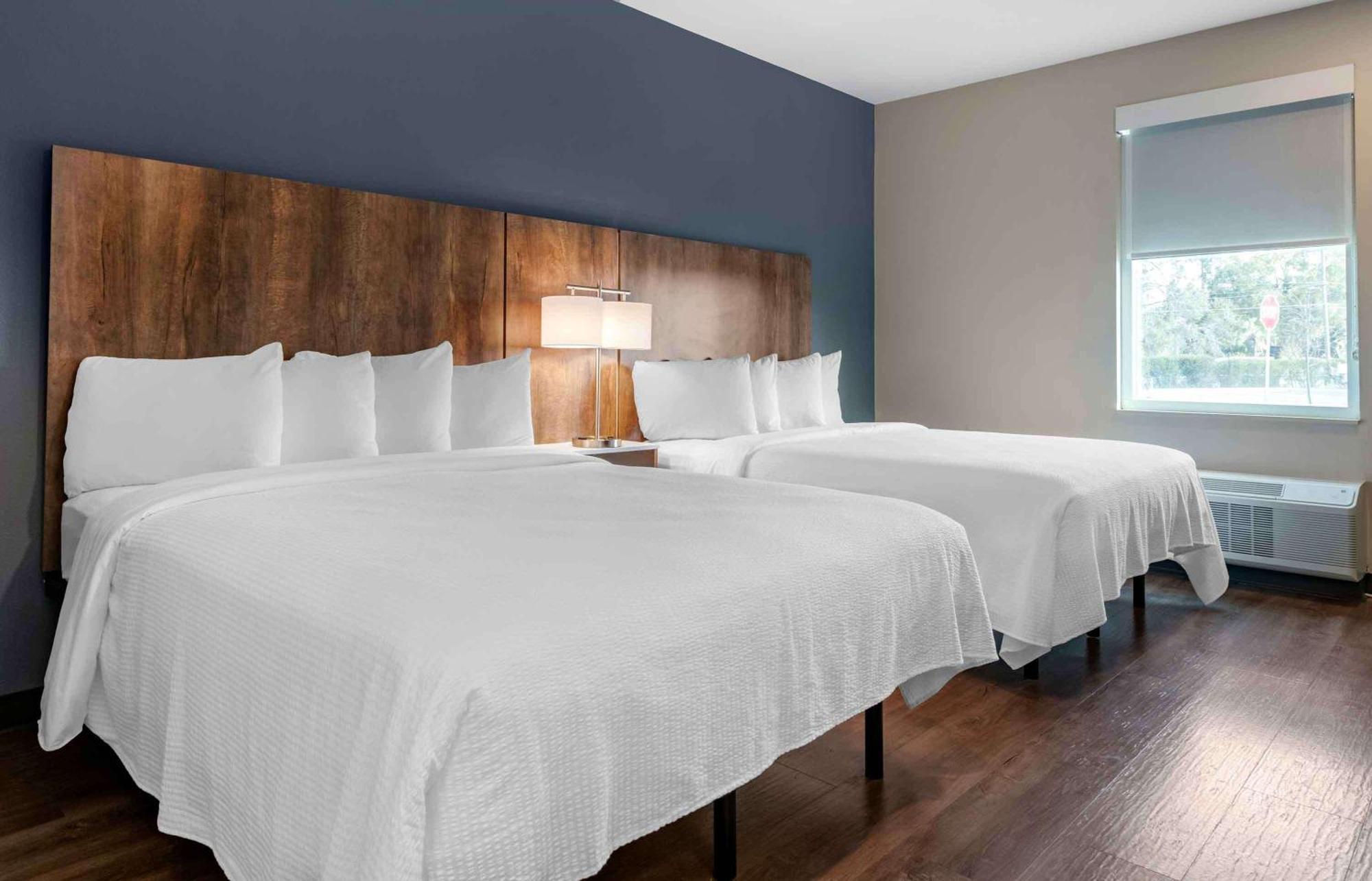 Extended Stay America Premier Suites - Tampa - Fairgrounds - Casino Mango Exterior photo