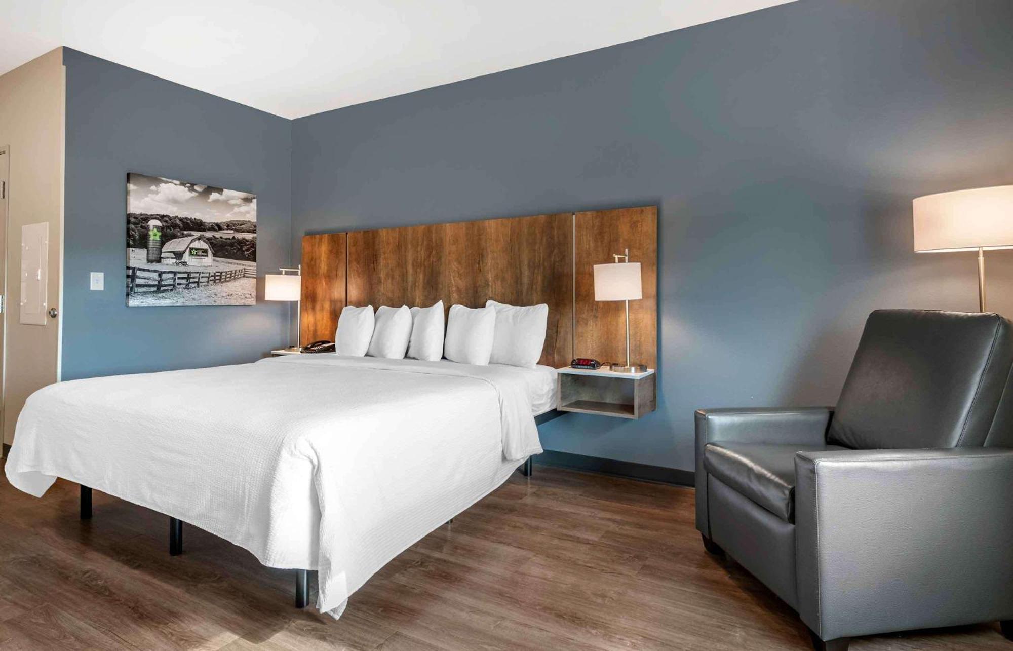 Extended Stay America Premier Suites - Tampa - Fairgrounds - Casino Mango Exterior photo