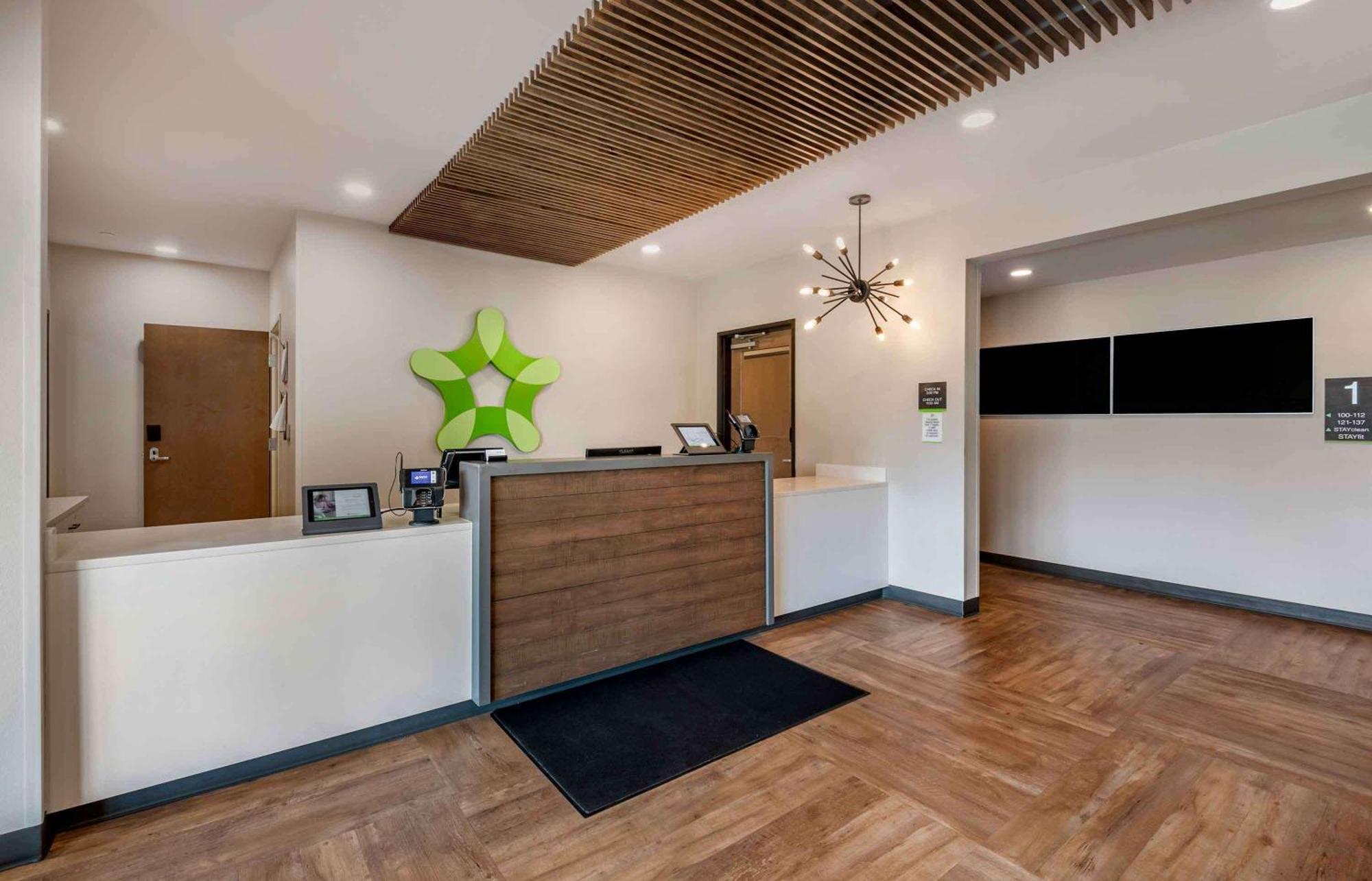 Extended Stay America Premier Suites - Tampa - Fairgrounds - Casino Mango Exterior photo
